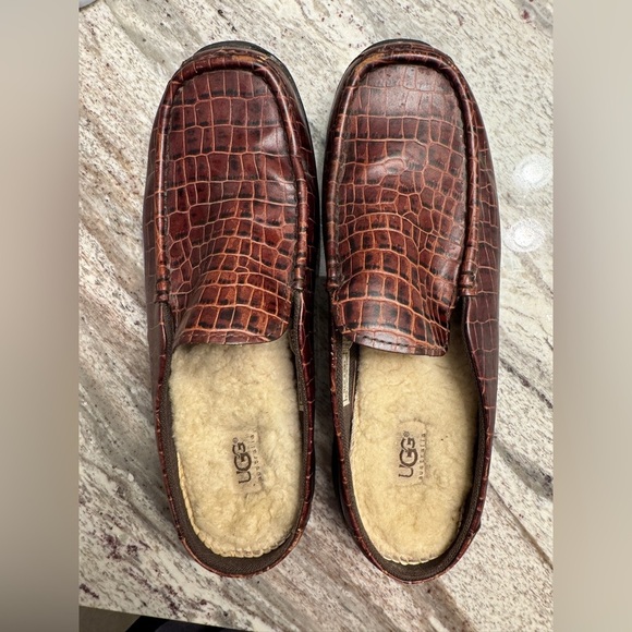 UGG Shoes - UGG womens Brown Leather Loafers